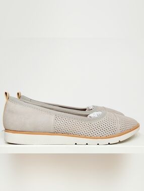 Rockport Beige Slip On Leather Ballet Flat Loafers Womens Size 6 NWT Preppy